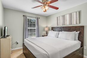 Salty Seas 405 Sandy Cay