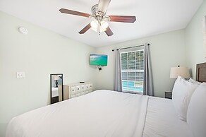 Salty Seas 405 Sandy Cay