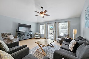 Salty Seas 405 Sandy Cay