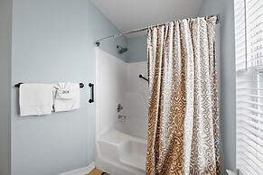 Salty Seas 405 Sandy Cay