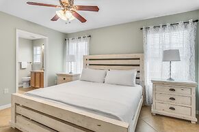 Salty Seas 405 Sandy Cay