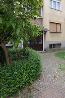 2bdr Apartment With Balcony Near Maksimir