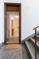 2bdr Apartment With Balcony Near Maksimir