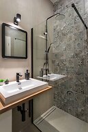 Modern and Design Apartment Near the Main Square