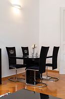 Bright and Spacious 2bdr Apartment in Heart of Zagreb