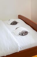 Bright and Spacious 2bdr Apartment in Heart of Zagreb