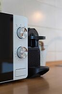 Spacious 2bdr Apartment With a Cute Balcony