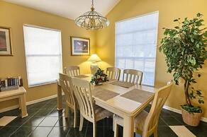 Clifford's Pinewood Estates Vacation Home 4 Bedroom Home by Redawning