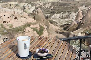 Alice in Cappadocia