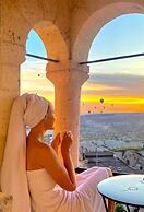 Alice in Cappadocia