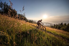 Pohorje Village Wellbeing Resort – Forest Hotel Videc