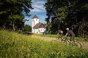 Pohorje Village Wellbeing Resort – Forest Hotel Videc