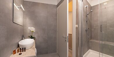 Sophie Terrace Hotel