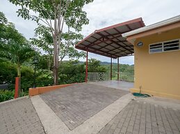 Charming Mountain View Alta Vista