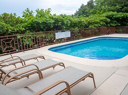 Charming Mountain View Alta Vista