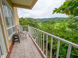 Charming Mountain View Alta Vista