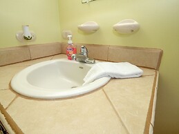 Charming Mountain View Alta Vista