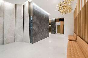 2BR Luxury Skytower -cbd -pool -gym -netflix