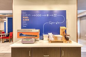 Holiday Inn Express & Suites Manitou Springs by IHG