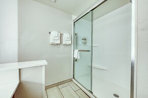 Holiday Inn Express & Suites Manitou Springs by IHG