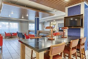 Holiday Inn Express & Suites Manitou Springs by IHG