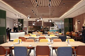 Holiday Inn Hotel & Suites Qingdao Jinshui by IHG