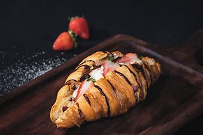 Holiday Inn Hotel & Suites Qingdao Jinshui by IHG