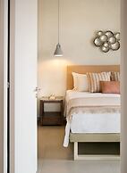 Lora Pearl Luxury Villa By Louis Hotels