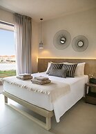 Lora Pearl Luxury Villa By Louis Hotels