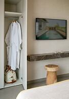 Lora Pearl Luxury Villa By Louis Hotels