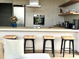 Lora Pearl Luxury Villa By Louis Hotels