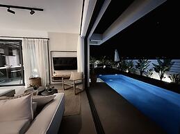 Lora Pearl Luxury Villa By Louis Hotels