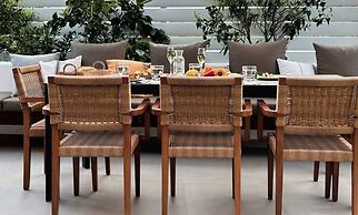 Lora Pearl Luxury Villa By Louis Hotels