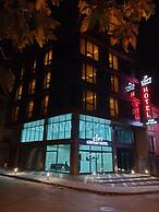 Loft Airport Hotel