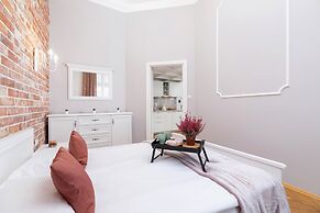 Modern Apartment in Kazimierz by Renters