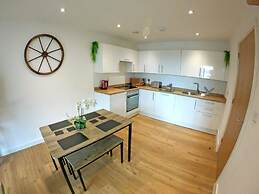 Luxury Apartment Near Piccadilly Station