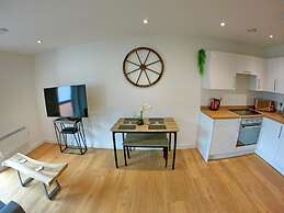 Luxury Apartment Near Piccadilly Station