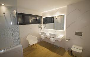 Hotel Brisamar Suites
