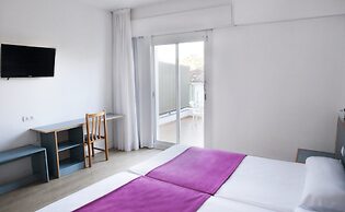 Hotel Brisamar Suites