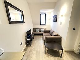 Stunning 1-bed Deluxe Apartment in Slough