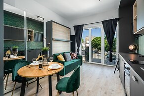 Studio Bukowska Poznan by Renters