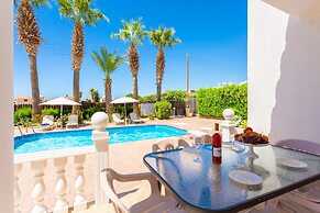 Queens Paradise 1 in Peyia