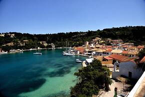 Flora Maisonettes 2 Walk to Beach A C Wifi Car Not Required