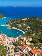 Flora Maisonettes 2 Walk to Beach A C Wifi Car Not Required