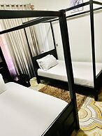 CRYSTAL APARTMENT HOTEL AND LODGES