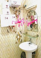 CRYSTAL APARTMENT HOTEL AND LODGES