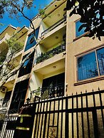 CRYSTAL APARTMENT HOTEL AND LODGES