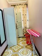 CRYSTAL APARTMENT HOTEL AND LODGES