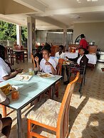 CRYSTAL APARTMENT HOTEL AND LODGES