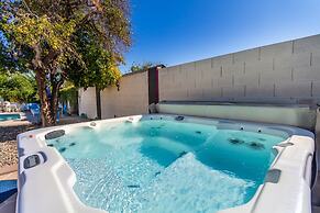 5BR Pool Home in Downtown Gilbert by RedAwning
